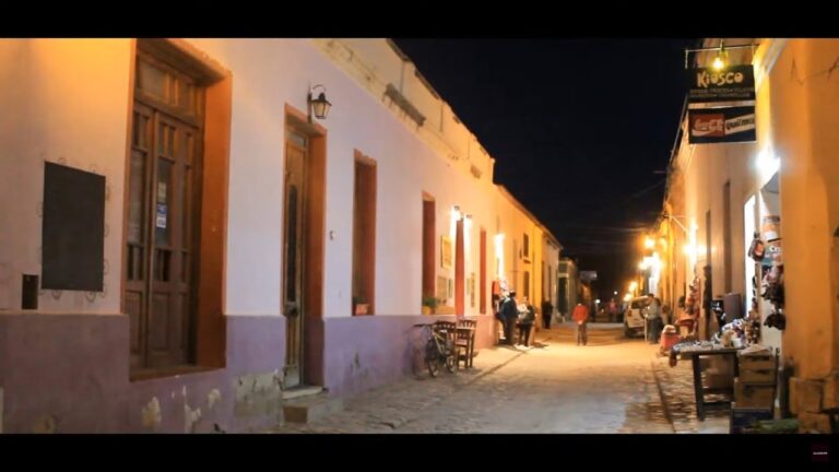 Explorando la Quebrada de Humahuaca de Noche
